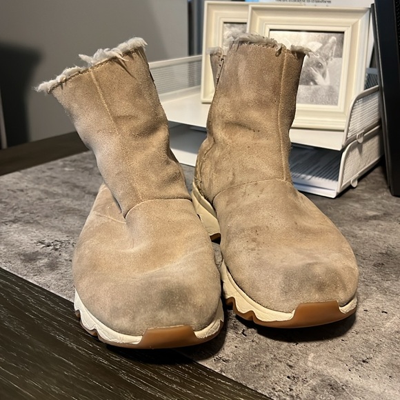 Sorel waterproof bootie size 8 - Picture 2 of 7